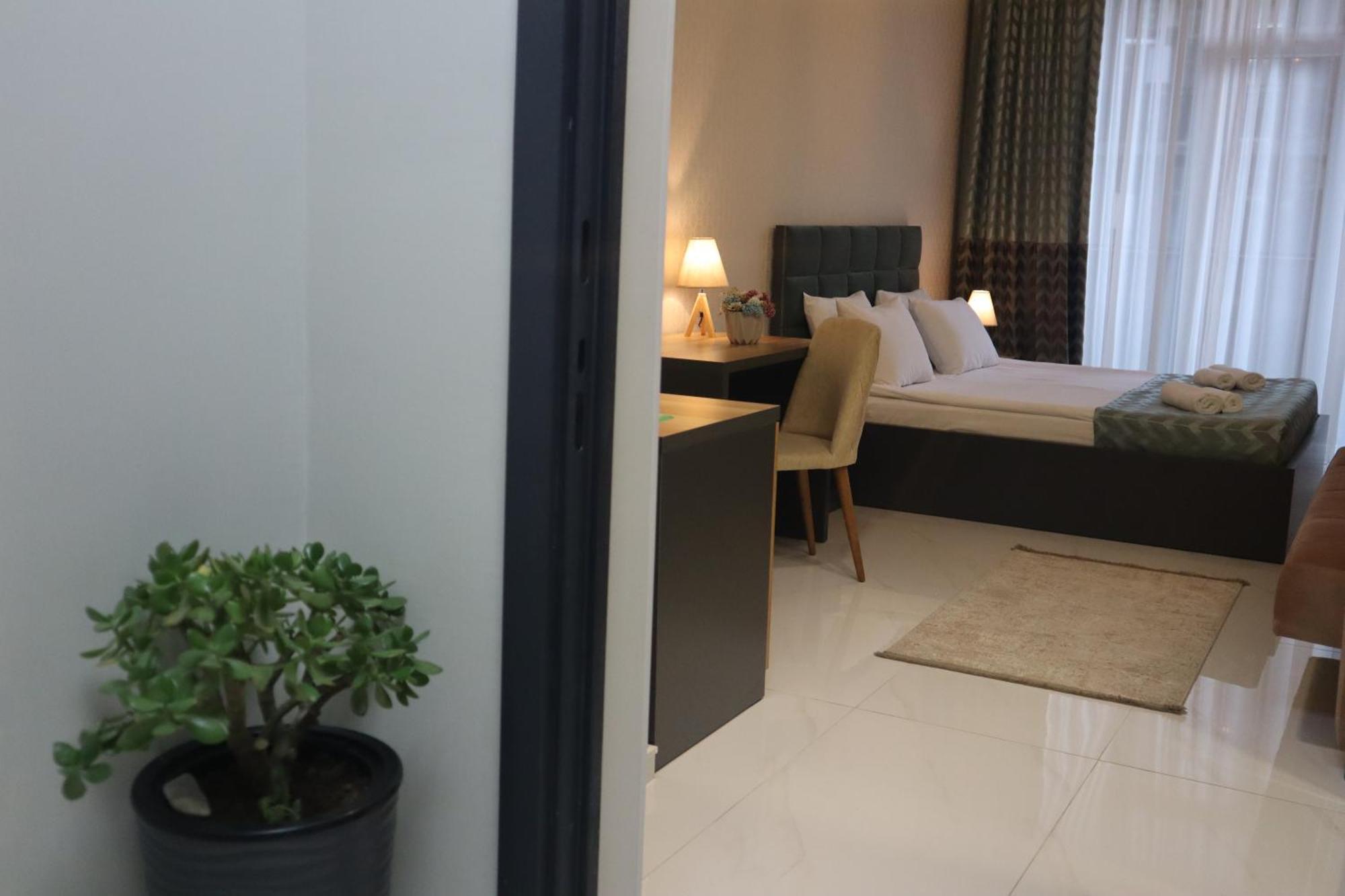 Horizons Hotel Rooms Batoumi Extérieur photo