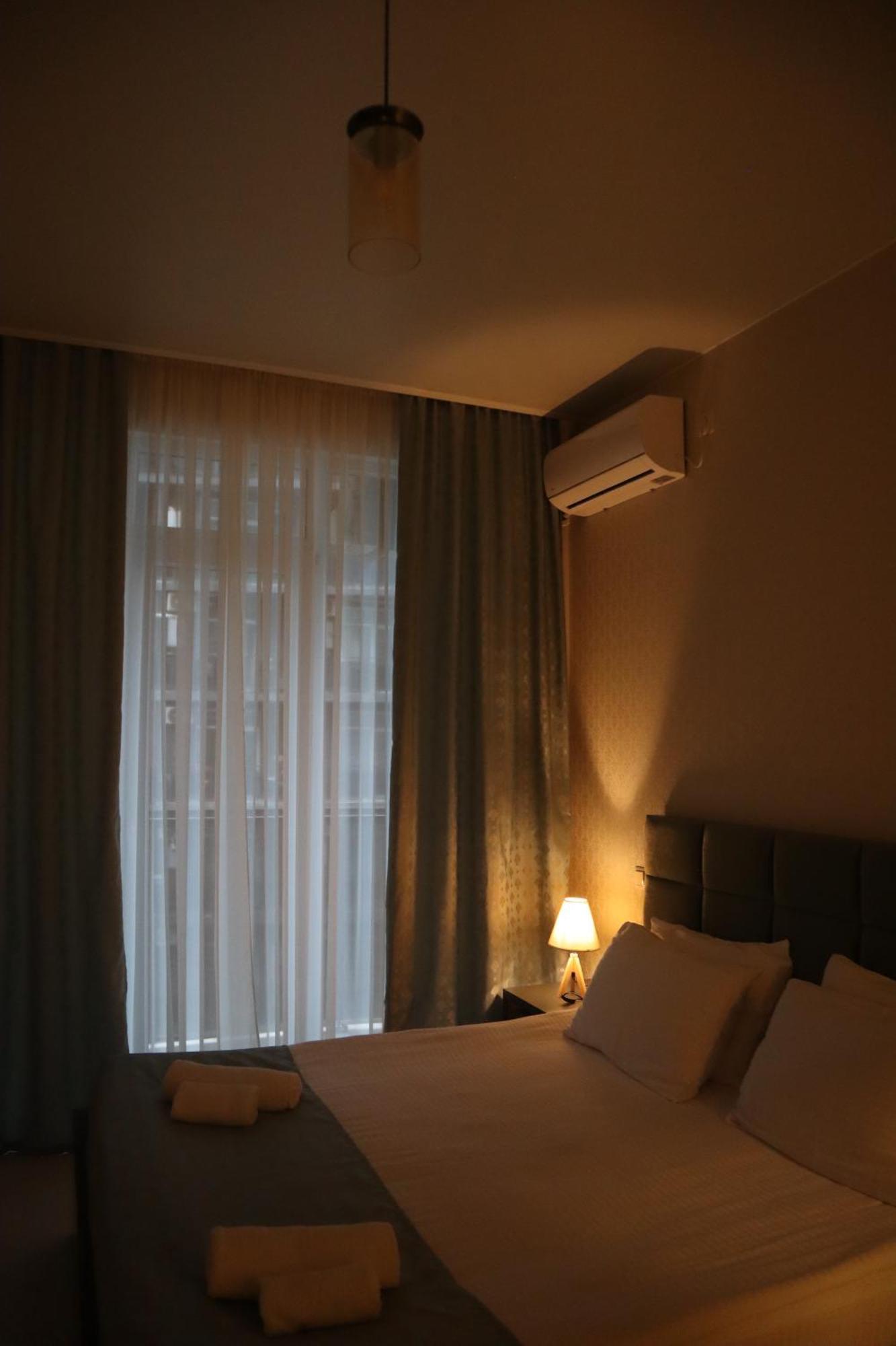 Horizons Hotel Rooms Batoumi Extérieur photo