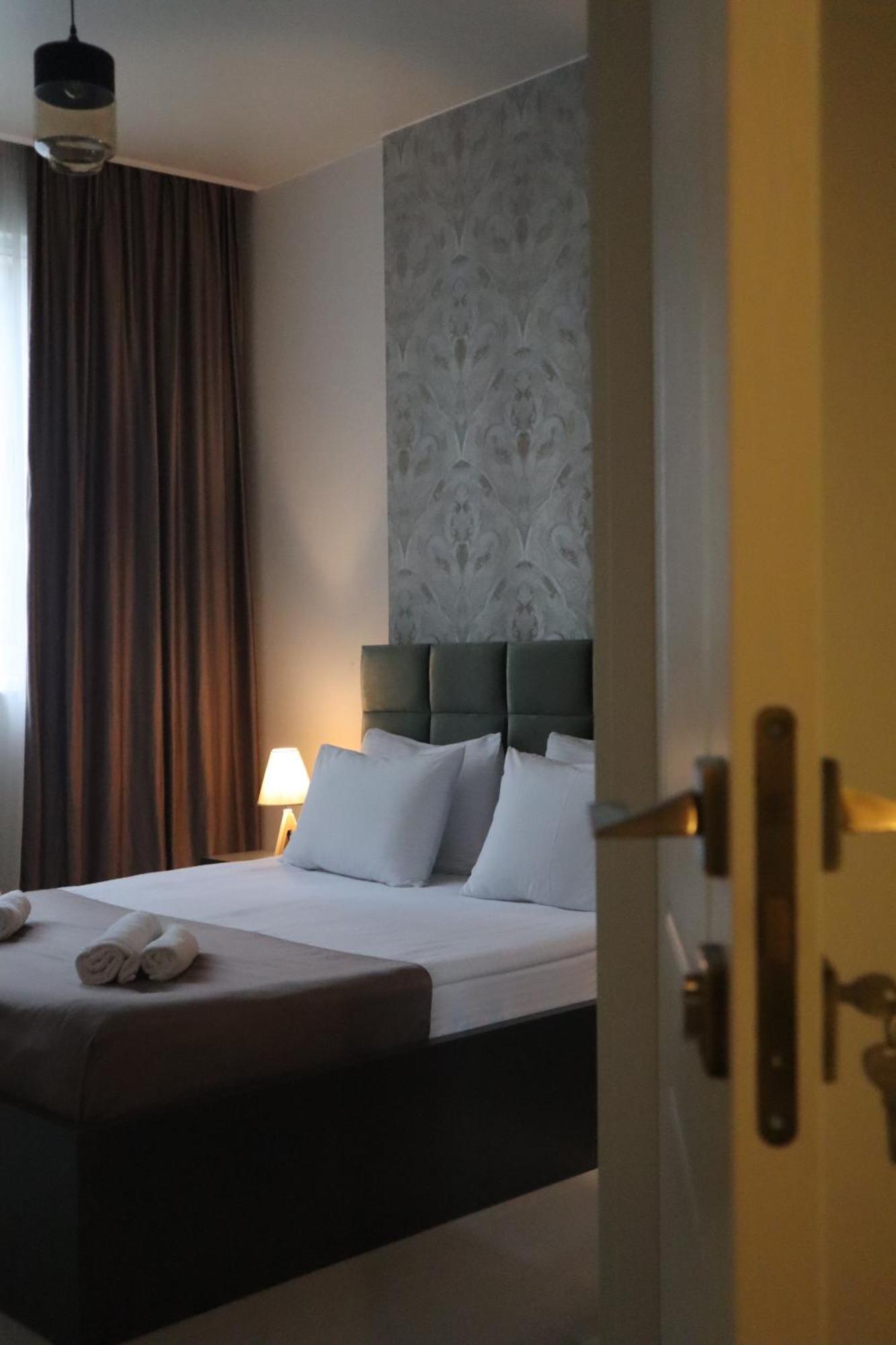 Horizons Hotel Rooms Batoumi Extérieur photo